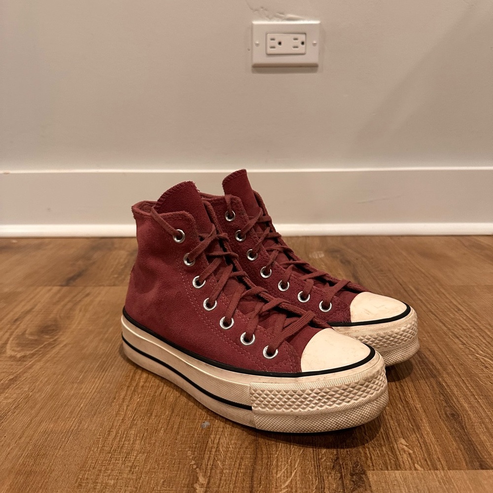 Women’s Converse Platform High Tops